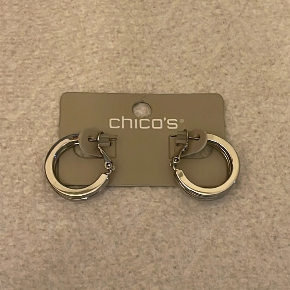 NWT Chico's classic Huggie Earrings